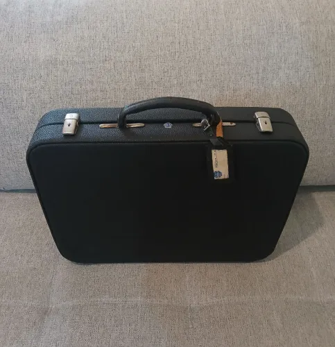 mala de viagem executiva ika de couro - vintage - preta