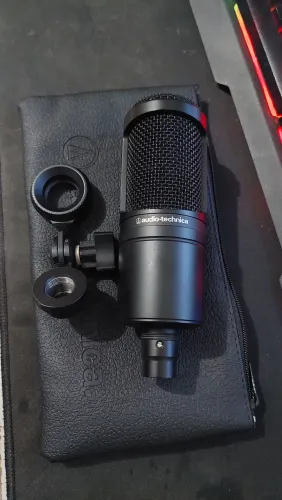 Microfone Áudio Technica AT2020