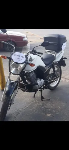 Moto honda cargo 125c com bau unico dono IPV PAGO 2014