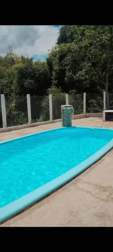 Alugo Chácara com Piscina