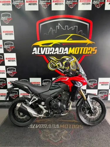 CB 500X 2024 3.300 KM. Emplacada e à pronta entrega