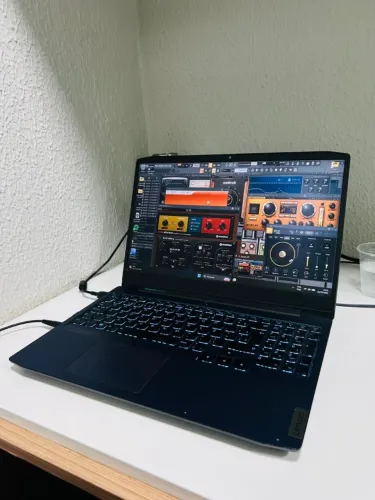 Notebook Gamer Lenovo IdeaPad Gaming 3i - i5-10300H, GTX 1650, 16GB RAM, 768GB SSD