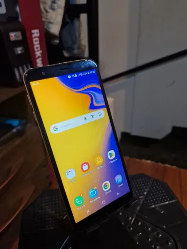 Samsung Galaxy J4 Core