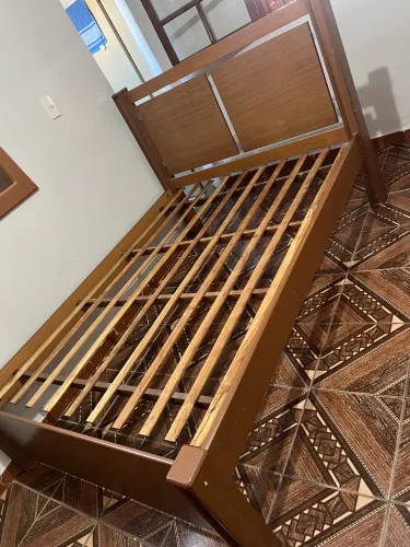 Cama madeira