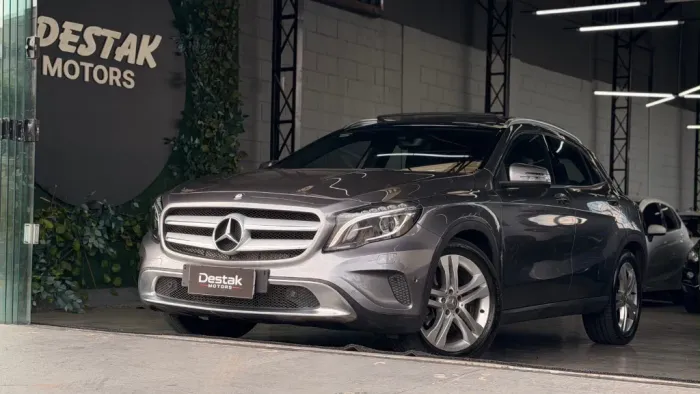 Mercedes-Benz GLA 250 Vision 2.0 TB 16V 211cv Aut. 2015
