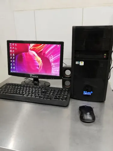 Computador completo > aceito cartão