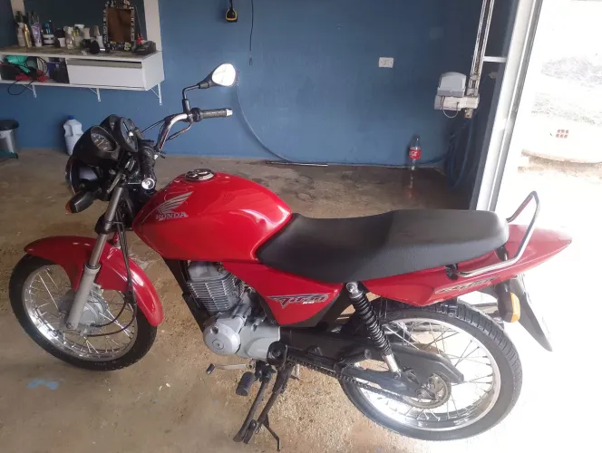 Vendo ou troco por carro do meu interesse , dependendo tenho volta 