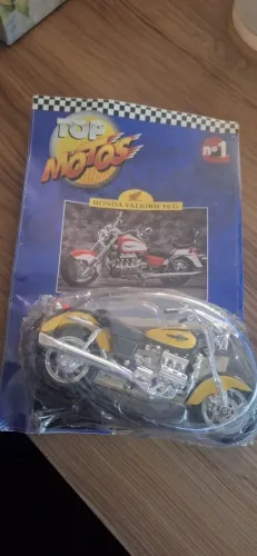 Miniatura Honda F6 Valéria Maisto 1/18 . Embalagem fechada com revista Salvat