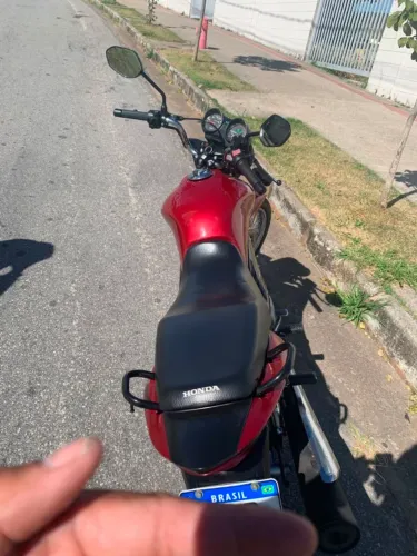 Vende se fan 150 2013 toda pg $11000