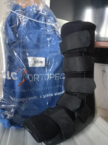Bota ortopédica imobilizadora! Semi nova! Conservada!