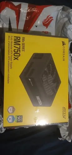 Fonte Corsair RM750X - Nova nunca usada lacrada