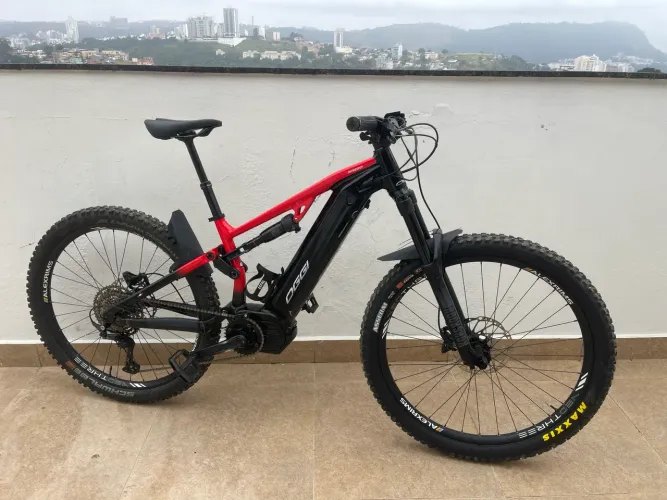 Bicicleta E-bike Oggi Razzo T110 2024 2.400km 