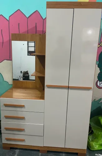 Guarda roupa solteiro