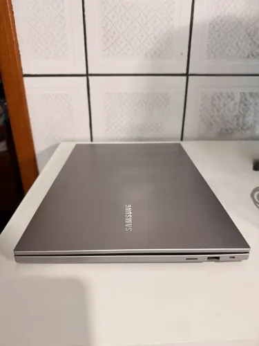 Notebook Samsung Book A3