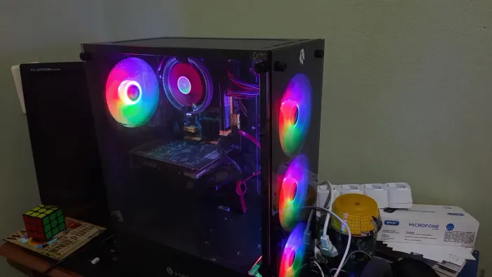 PC para estudos e jogos leves + monitor