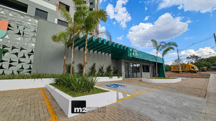 Apartamento com suíte e varanda com churrasqueira