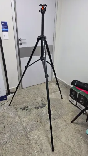 Tripé Velbon Stratos 470 + Ball Head KF Concept BH-36L