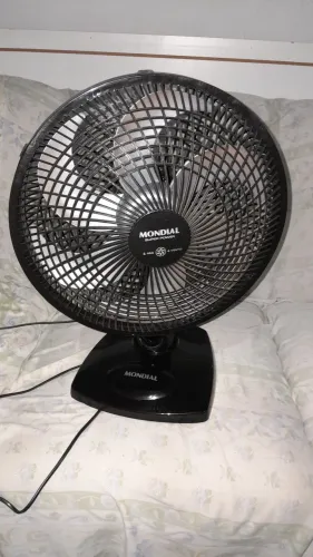 Ventilador novos funcionando perfeitamente tem um digital grande