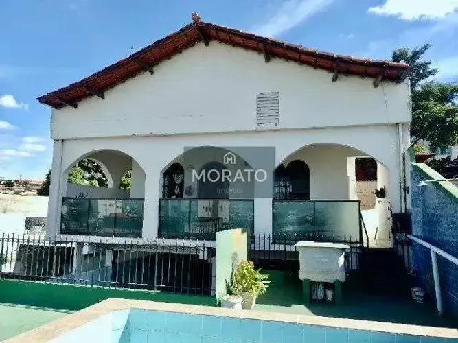 Casa 3 Quartos no Bairro Coqueiros
