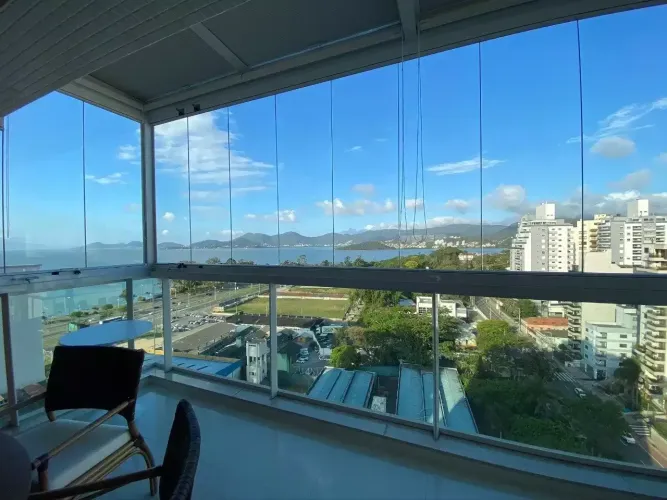 Imóvel para venda possui 168 metros quadrados com 3 quartos em Agronômica - Florianópolis