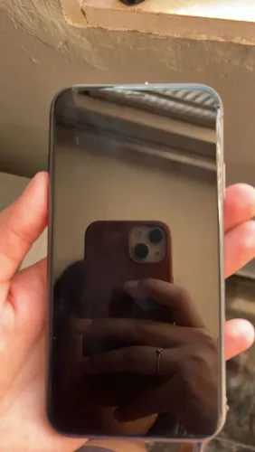 Vendo iPhone 11 preto 64GB