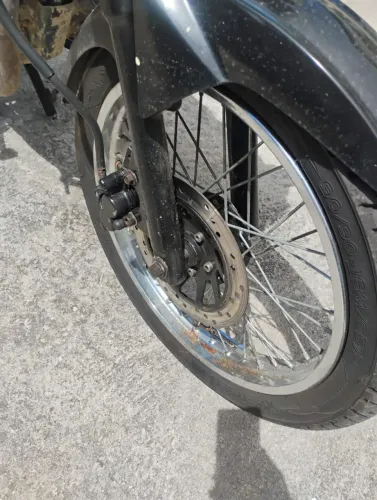 Vendo moto factor 125