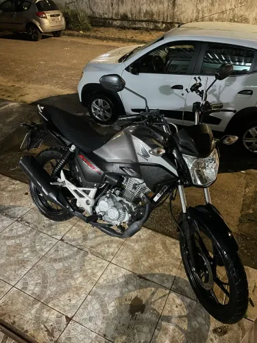 Start 160 2025 Prata 5mil km rodado