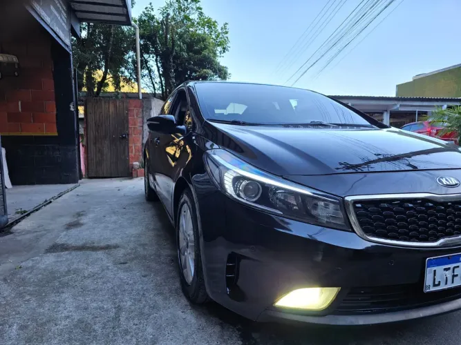 Kia Motors Cerato 1.6 16V Flex Aut. 2017