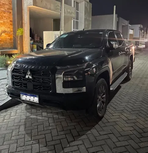 Mitsubishi TRITON HPE-S 2.4 CD 4X4 TB Diesel Aut. 2026