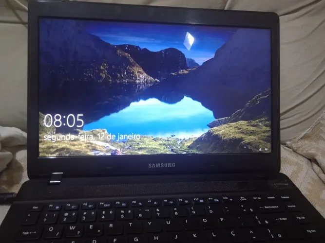 Not book processador:Intel Celeron 325U 1.50Ghz tipo: de sistema:64bi