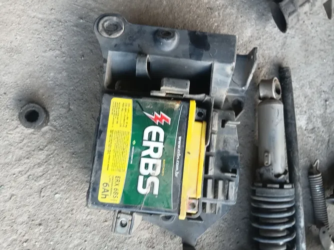 Suporte da bateria da cg 125