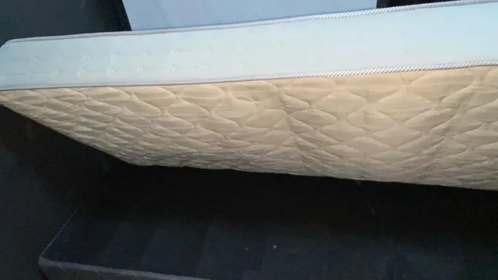 Cama de solteiro 