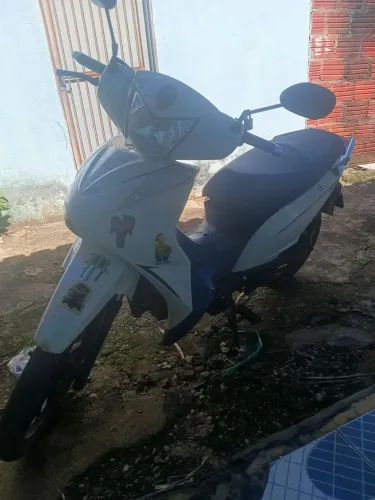 Leia descrição Vendo Jet 125