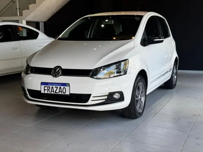 Volkswagen Fox 1.0 MI Total Flex 8V 3P 2021