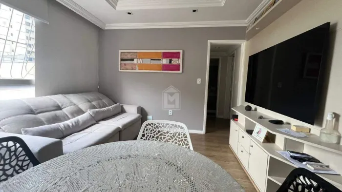 Lívia Machado Imóveis vende | Apartamento 2 quartos na Praia do Canto  Vitória/ES