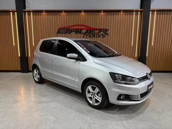 Volkswagen Fox Comfortline 1.6 Flex 8V 5P 2015