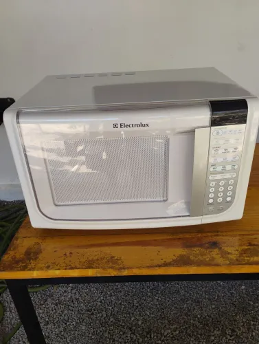 Microondas Electrolux 31 litros