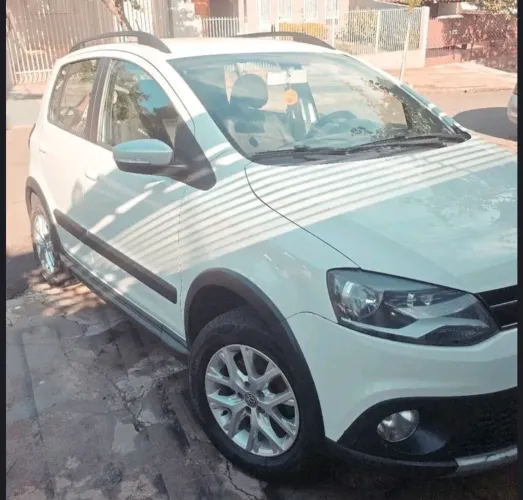 Volkswagen Crossfox 1.6 MI Total Flex 8V 5P 2014