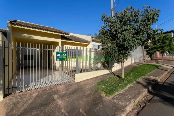 EXCELENTE CASA DE 02 QUARTOS, SEM MOBÍLIA, PARA MORAR NO PARQUE ITAIPU.