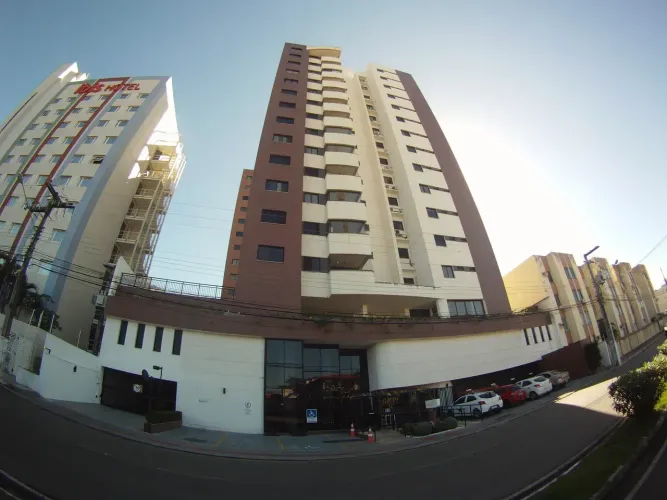 Imóvel para aluguel tem 80 metros quadrados com 3 quartos em Grageru - Aracaju - SE