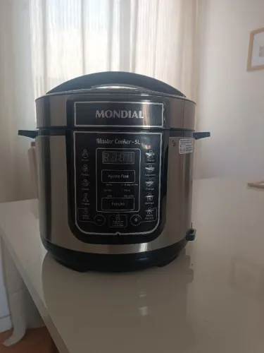 Panela de Pressão Elétrica Mondial Master Cooker 5L - Usada só 1 vez! (127V / 110V)