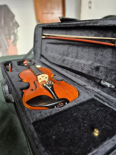 Violino Eagle VK644 4/4