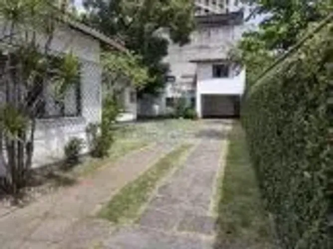 Imóvel para aluguel tem 220 metros quadrados com 4 quartos em Santa Lúcia - Vitória - ES