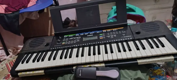 Teclado YAMAHA PSR E253