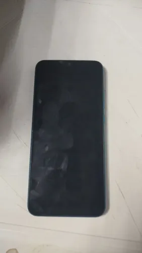Celular POCO C3 64G está com leve defeitinho no botão de ligar