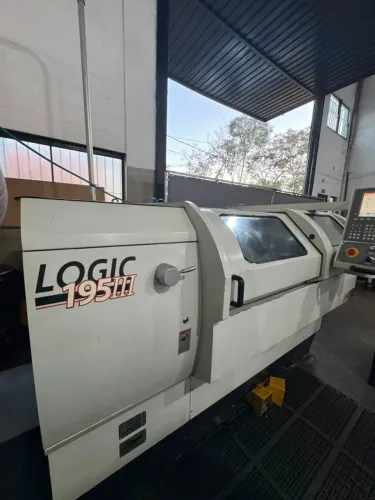 TORNO CNC MARCA NARDINI MODELO LOGIC 195 III