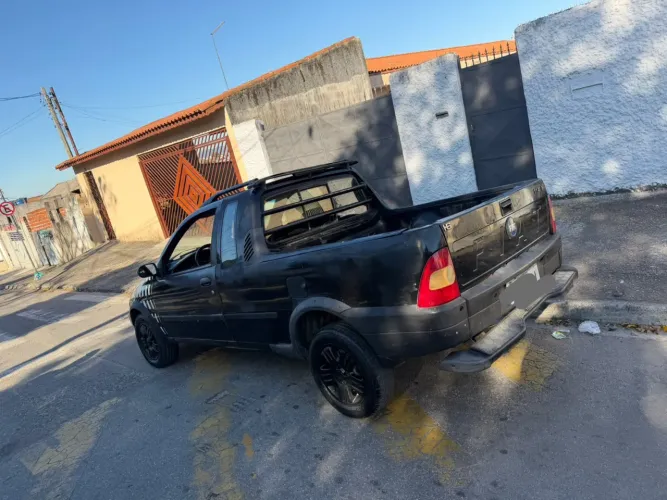 Fiat Strada Working 1.5 MPI 8V CE 2001