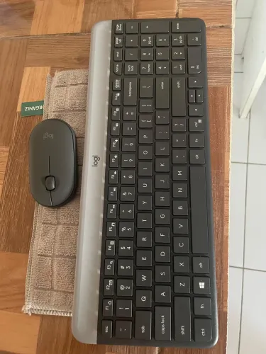 Kit teclado + mouse logitech