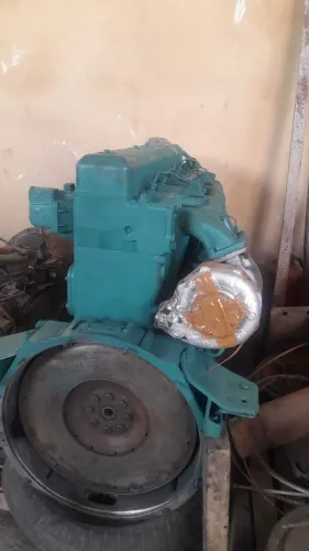 Motor e caixa caminhão Scania 113