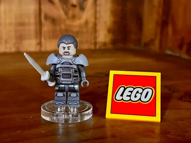 LEGO Icons Dune Gurney Halleck (dun005) minifigure w/sword